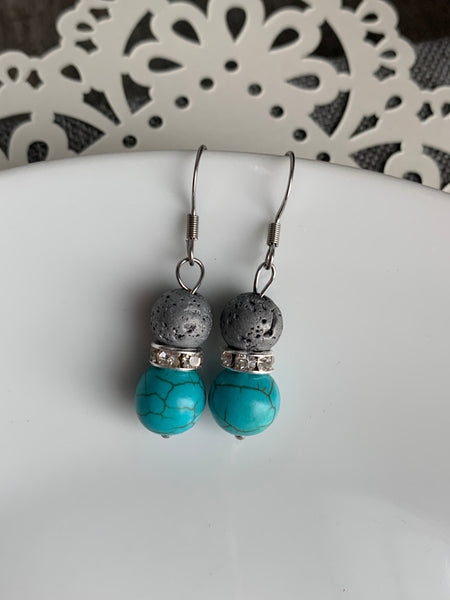 Boucles d’oreilles pierre de lave bijoux diffuseur aromathérapie et billes turquoise Comme un ange