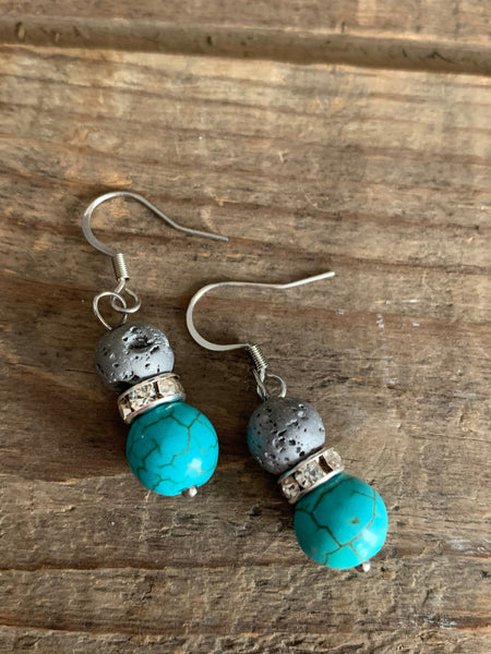 Boucles d’oreilles pierre de lave bijoux diffuseur aromathérapie et billes turquoise Comme un ange