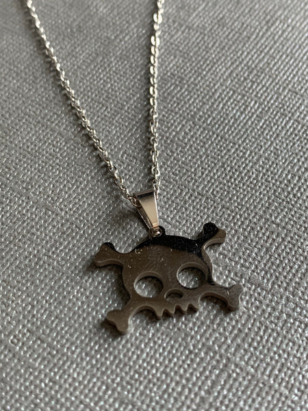 Collier tête de mort skull necklace Comme un ange