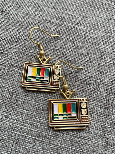 Boucles d’oreilles breloque télévision vintage alliage de métaux or téléviseur Comme un ange