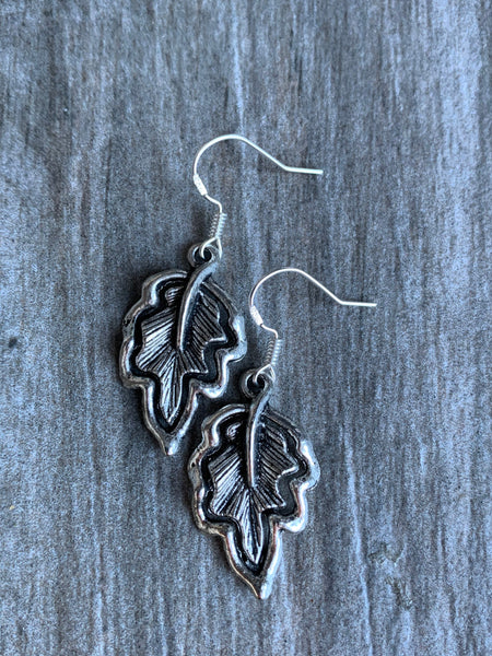 Boucles d’oreilles breloque feuilles alliage de métaux argent Comme un ange