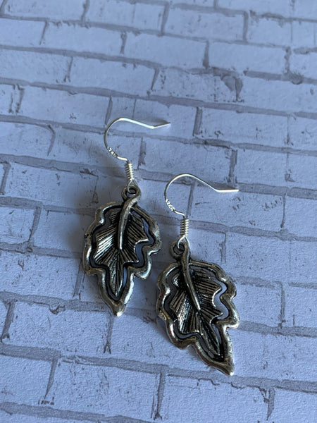 Boucles d’oreilles breloque feuilles alliage de métaux argent Comme un ange