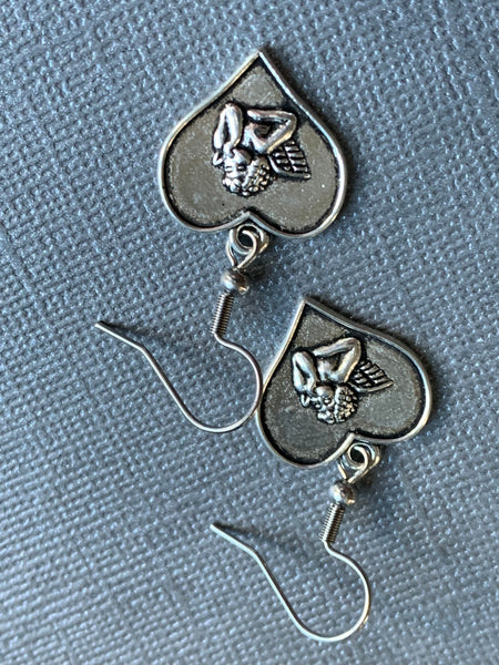Boucles d’oreilles breloque coeur avec petit ange alliage de métaux argent Comme un ange