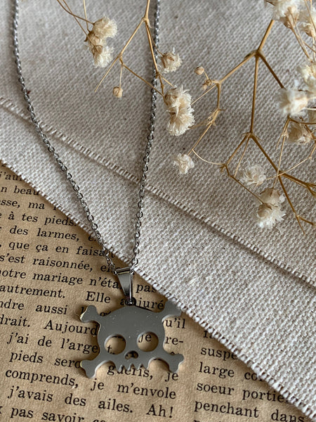 Collier tête de mort skull necklace Comme un ange