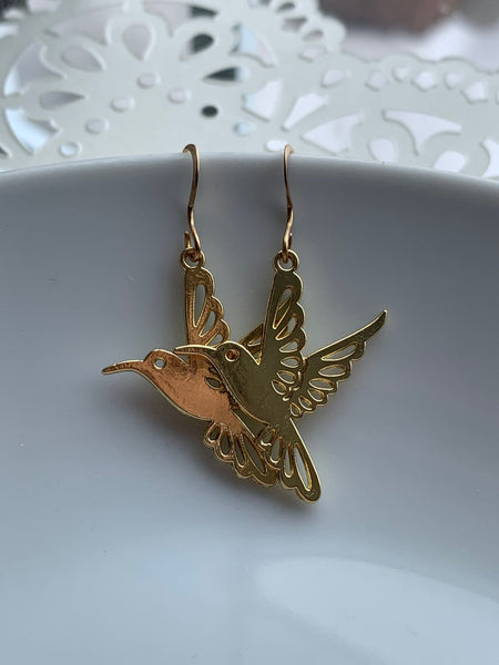 Boucles d’oreilles breloque colibri alliage de métaux or Comme un ange