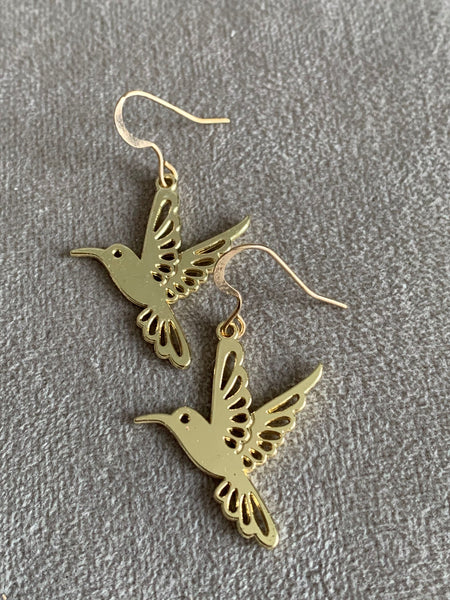 Boucles d’oreilles breloque colibri alliage de métaux or Comme un ange