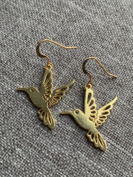 Boucles d’oreilles breloque colibri alliage de métaux or Comme un ange