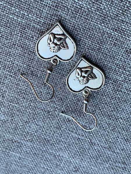 Boucles d’oreilles breloque coeur avec petit ange alliage de métaux argent Comme un ange