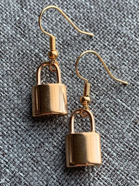 Boucles d’oreilles breloque cadenas alliage de métaux or Comme un ange