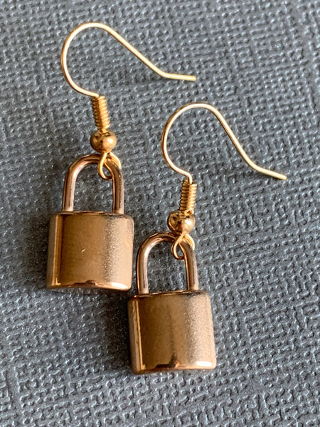 Boucles d’oreilles breloque cadenas alliage de métaux or Comme un ange