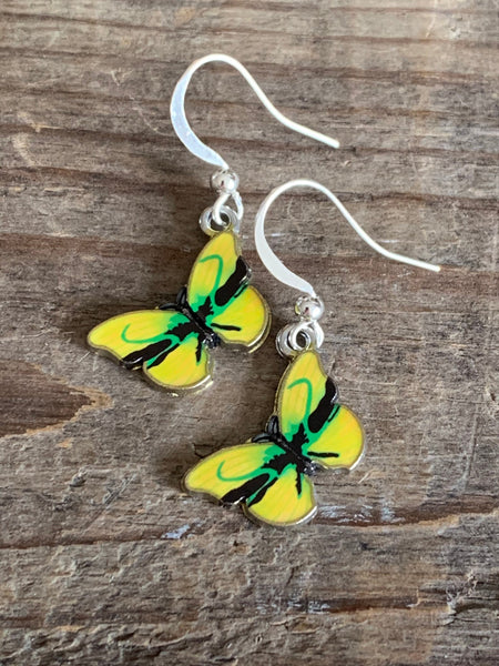 Boucles d’oreilles breloque papillon jaune sur crochet alliage de métaux argent Comme un ange