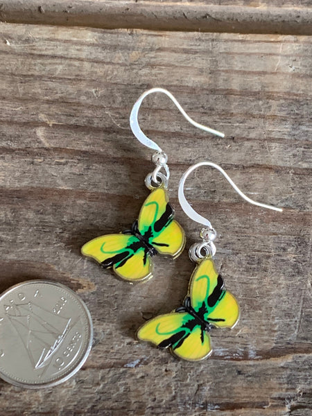 Boucles d’oreilles breloque papillon jaune sur crochet alliage de métaux argent Comme un ange