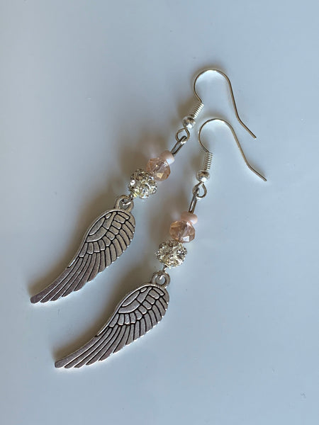 Boucles d’oreilles breloque aile d’ange et billes roses alliage de métaux argent Comme un ange
