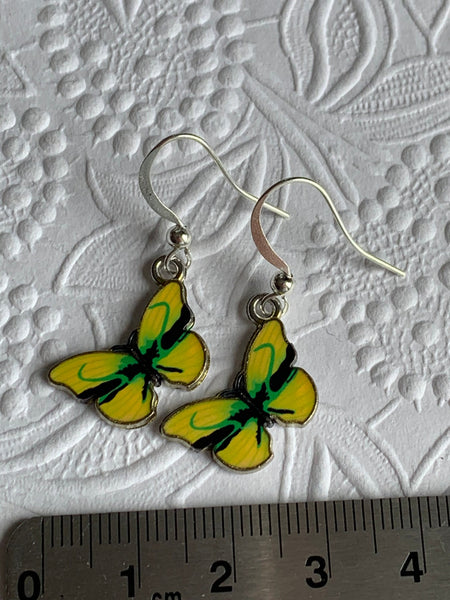 Boucles d’oreilles breloque papillon jaune sur crochet alliage de métaux argent Comme un ange