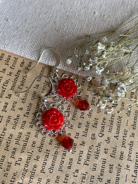 Boucles oreilles rouges boho vintage fleurs roses Comme un ange