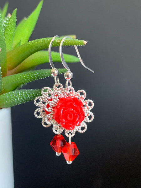 Boucles oreilles rouges boho vintage fleurs roses Comme un ange