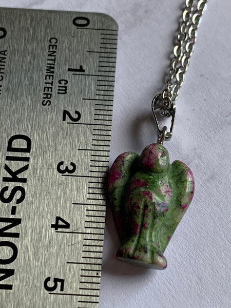 Collier breloque ange en pierre verte et mauve sur chaîne alliage de métaux argent Comme un ange