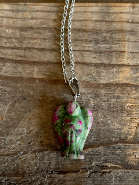 Collier breloque ange en pierre verte et mauve sur chaîne alliage de métaux argent Comme un ange