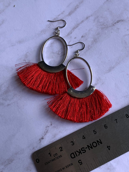 Boucles oreilles tassel rouge Comme un ange