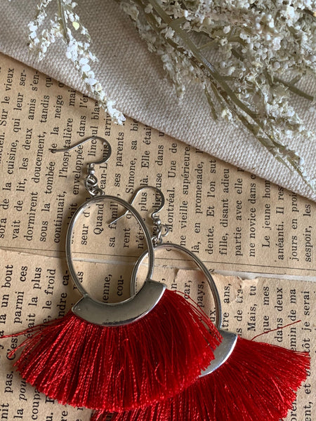 Boucles oreilles tassel rouge Comme un ange