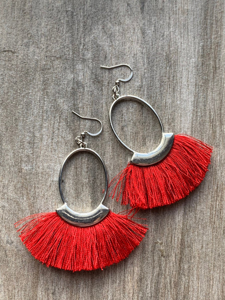 Boucles oreilles tassel rouge Comme un ange