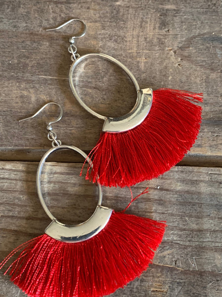 Boucles oreilles tassel rouge Comme un ange