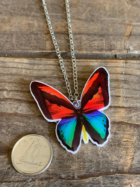 Collier breloque papillon rouge et turquoise sur chaîne alliage de métaux argent Comme un ange
