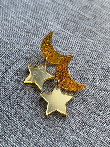 Boucles d’oreilles breloque lune et étoile Comme un ange