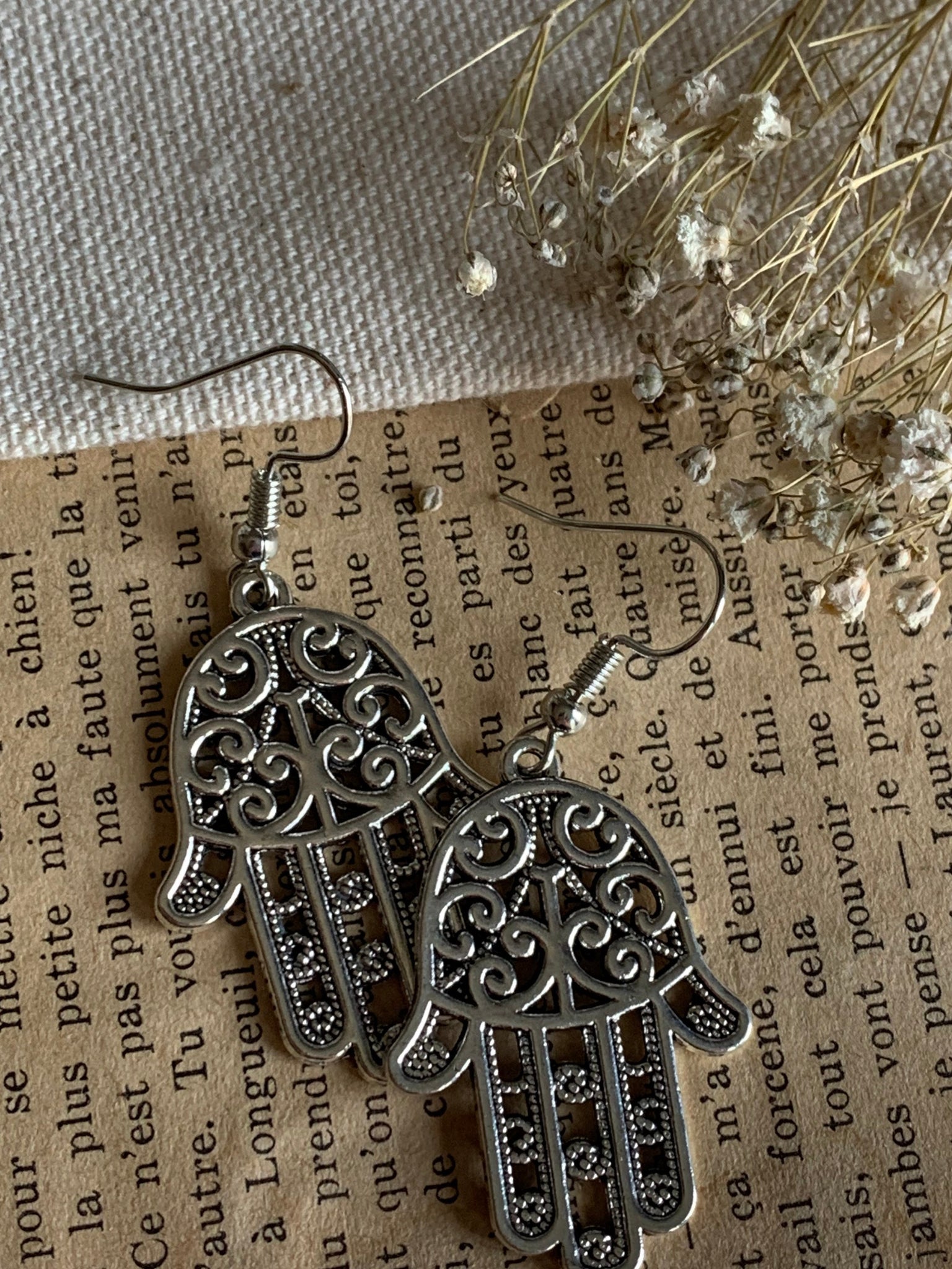 Boucles oreilles main Hamsa protection Comme un ange