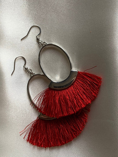 Boucles oreilles tassel rouge Comme un ange