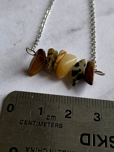 Collier pierres multi couleur ton biscuit sablé Comme un ange