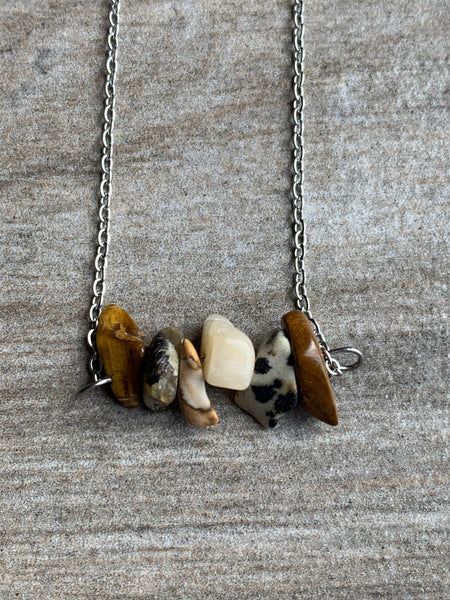 Collier pierres multi couleur ton biscuit sablé Comme un ange