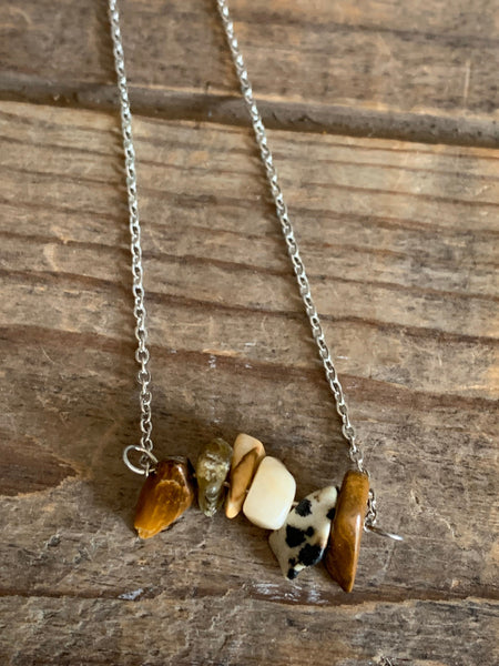 Collier pierres multi couleur ton biscuit sablé Comme un ange