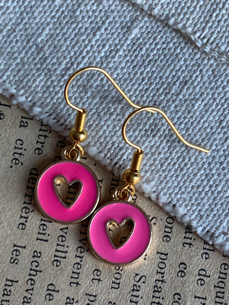 Boucles d’oreilles breloque coeur rouge sur crochet alliage de métaux or Comme un ange