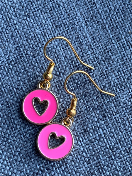 Boucles d’oreilles breloque coeur rouge sur crochet alliage de métaux or Comme un ange