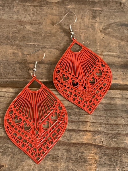 Boucles d’oreilles feuille dentelle orange Comme un ange