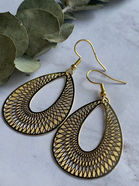 Boucles d’oreilles breloque goutte mandala alliage de métaux or Comme un ange