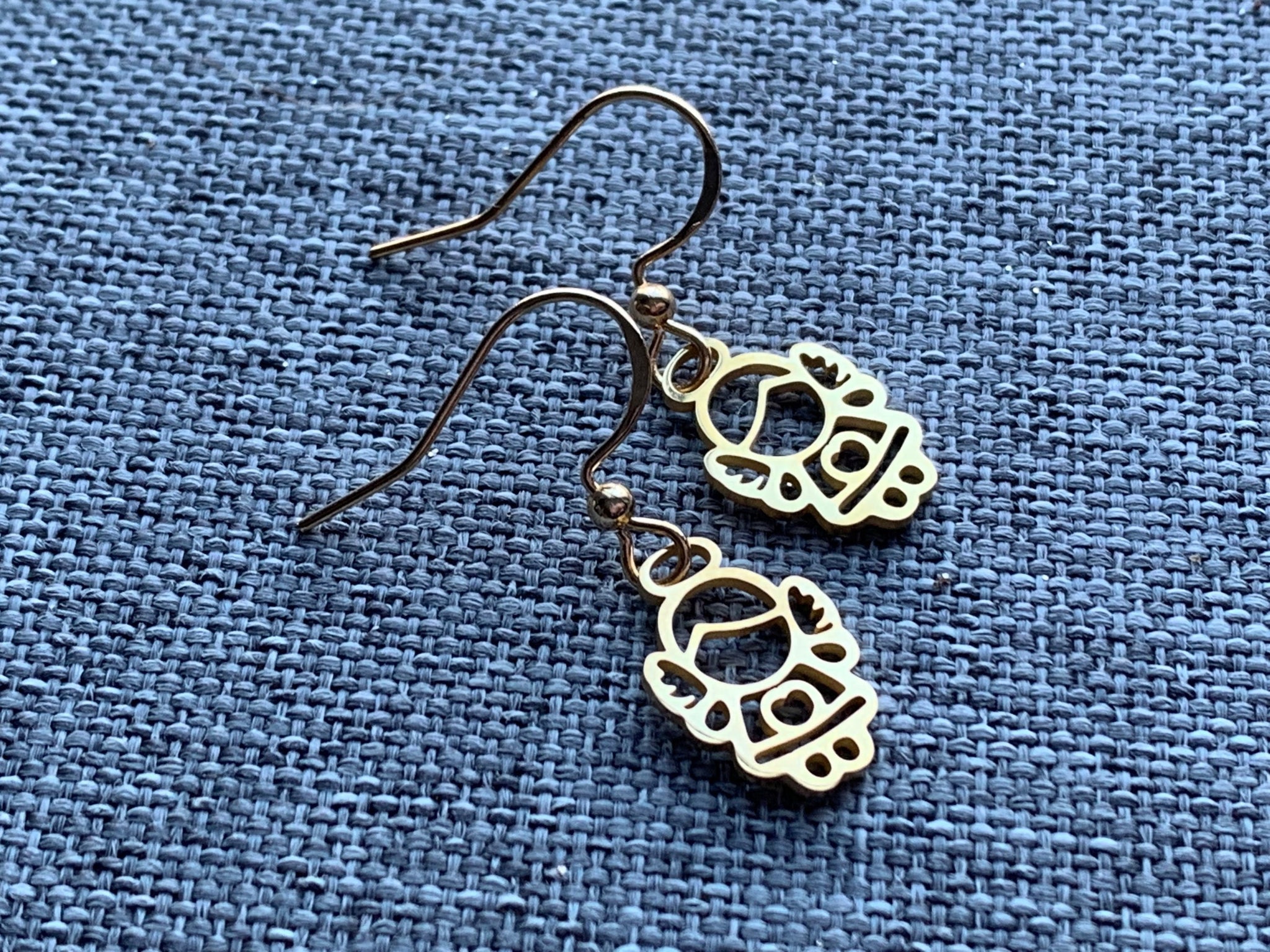 Boucles d’oreilles breloque ange or en stainless Comme un ange