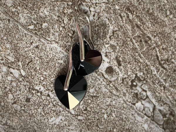 Boucles d’oreilles coeur noir Crystal Comme un ange