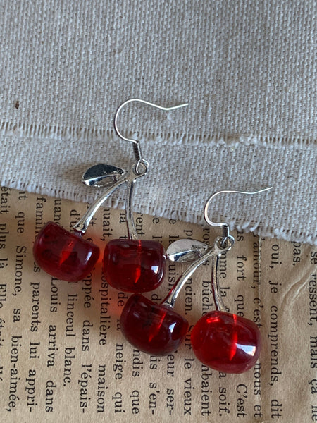 Boucles d’oreilles cerise rouge Comme un ange