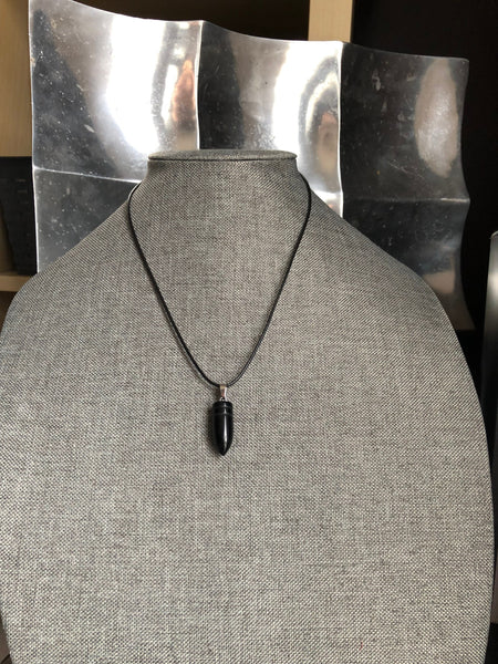 Collier gars pendentif noir Comme un ange