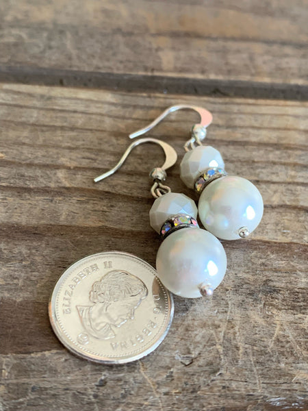 Boucles oreilles perle blanche Comme un ange