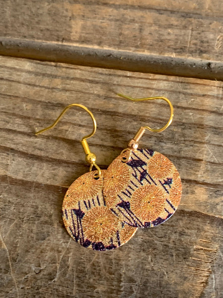Boucles d’oreilles breloque fleurs or et bleu Comme un ange
