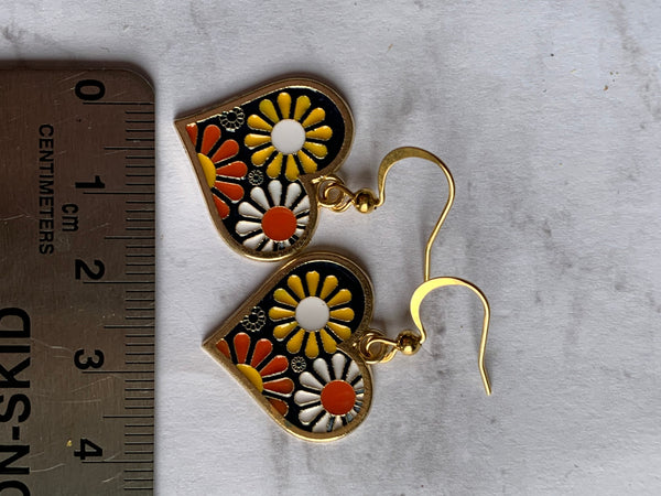 Boucles d’oreilles breloque coeur fleur orange et jaune sur crochet alliage de métaux or Comme un ange