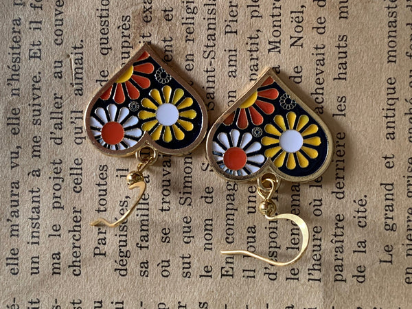 Boucles d’oreilles breloque coeur fleur orange et jaune sur crochet alliage de métaux or Comme un ange