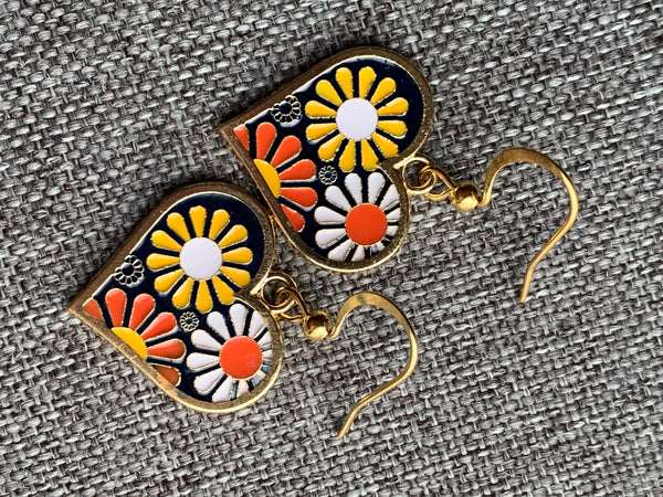 Boucles d’oreilles breloque coeur fleur orange et jaune sur crochet alliage de métaux or Comme un ange