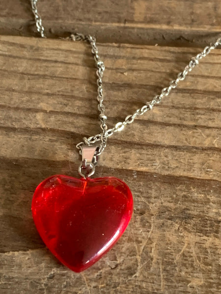 Collier breloque coeur rouge Comme un ange