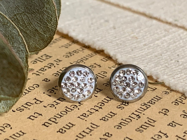 Stud stainless Crystal blanc  cabochon rond Comme un ange