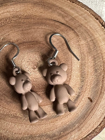 Boucles oreilles petit ours brun Comme un ange