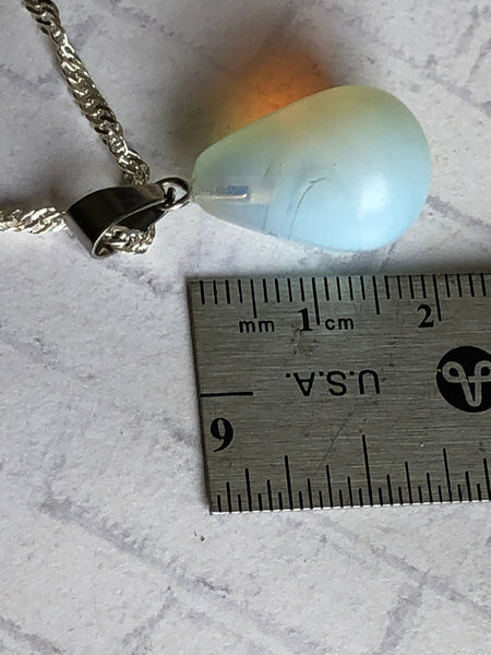 Collier pendentif goutte Comme un ange